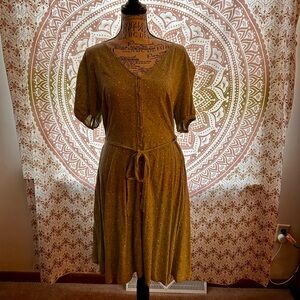 Universal Thread Green Swiss Dot Dress | Tie Waist Short Sleeve | Size M